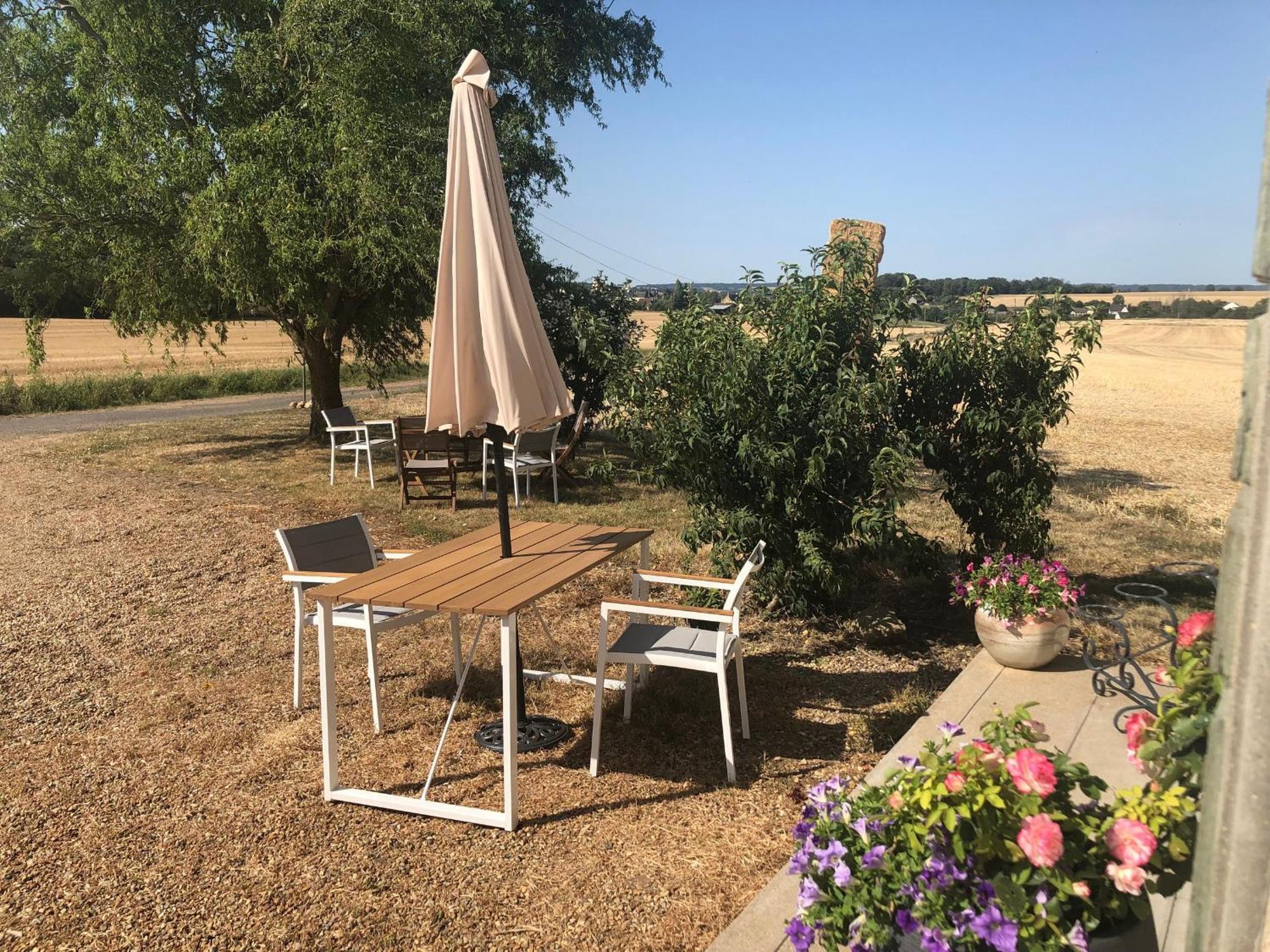 Gite Confort Au Coeur De La Vallee Du Loir : 4 Ch, Jardin, Fibre, Bbq, Proche Chateau - Fr-1-410-274 Ruille-Sur-Loir Bagian luar foto